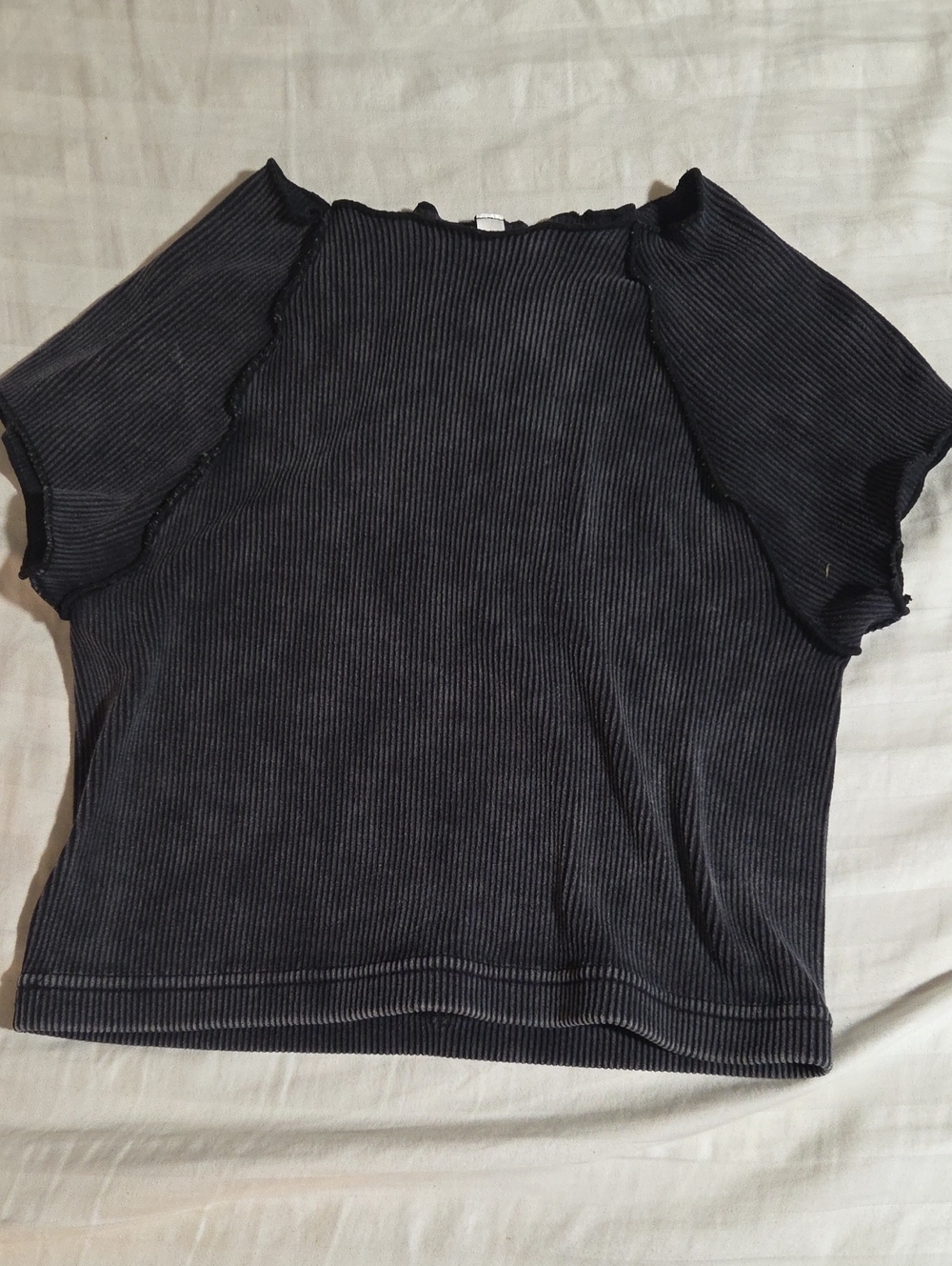 Zenana Outfitters Black Ribbed Short Sleeve Top